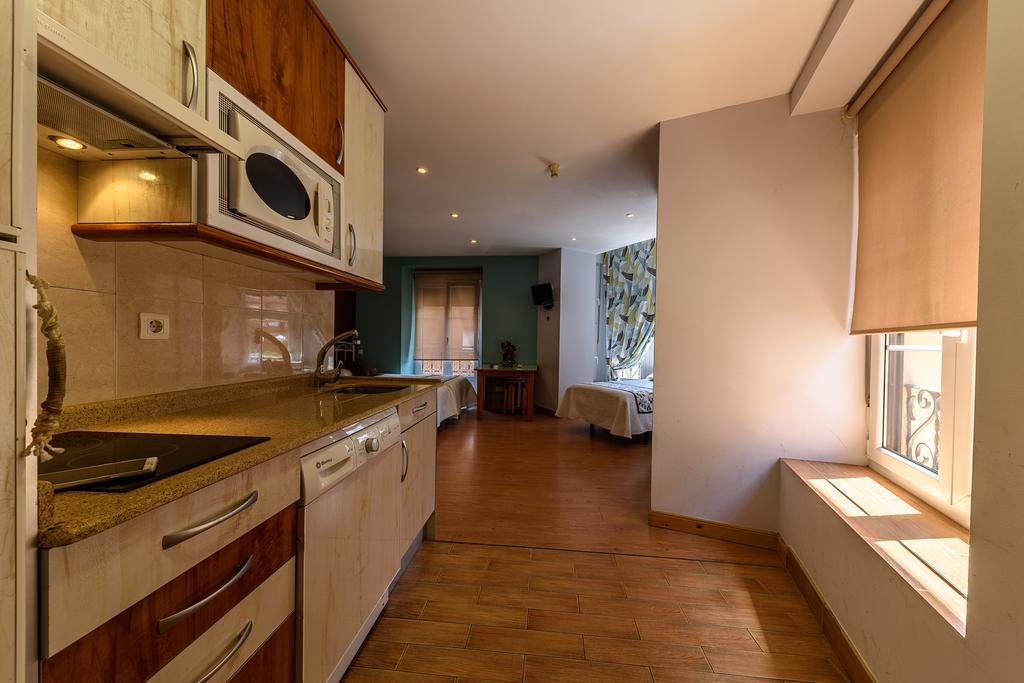 Hosteria Villa De Castro Castro Urdiales Bagian luar foto