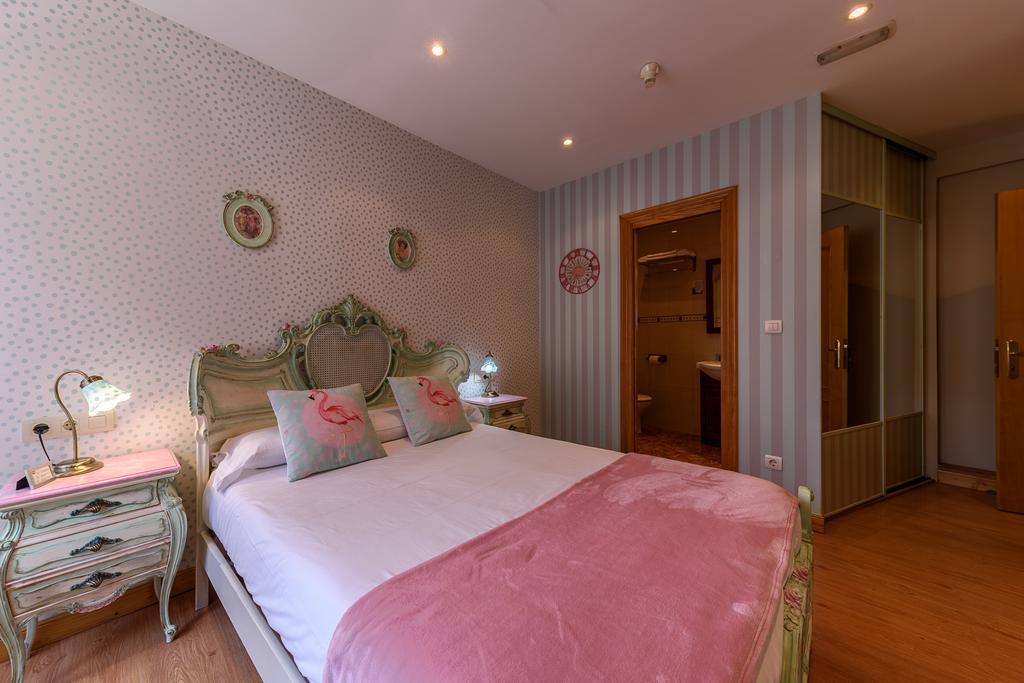 Hosteria Villa De Castro Castro Urdiales Bagian luar foto